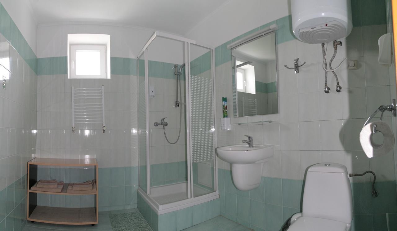 Motel Karpaty Viking Nizhneye Sinevidnoye Habitación foto
